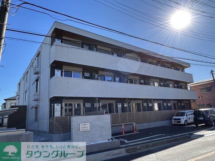 ディーラヴェニューの物件外観写真