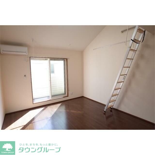 グリーンゲイブルズの物件内観写真