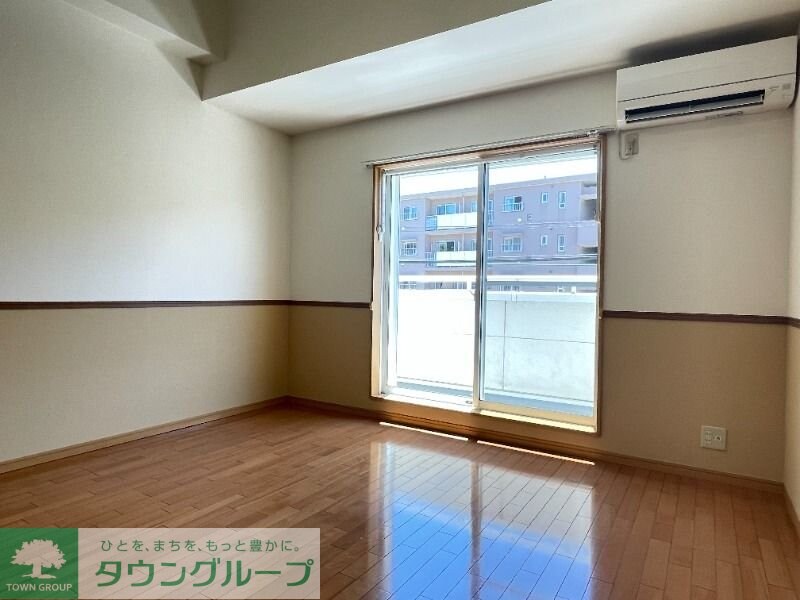 メルローズプレイスIIの物件内観写真