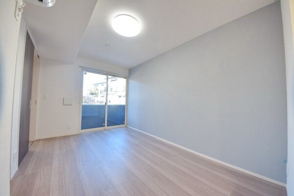 グランデュール春日の物件内観写真