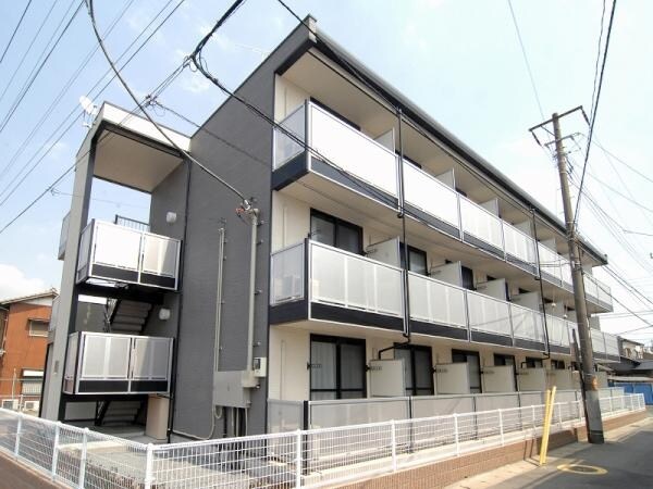 レオパレスベイブリーズそがの物件外観写真