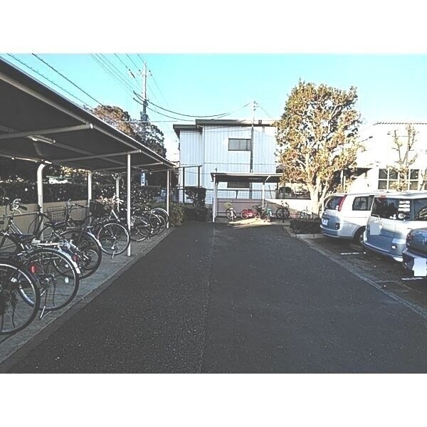 メゾンベルウッドの物件内観写真