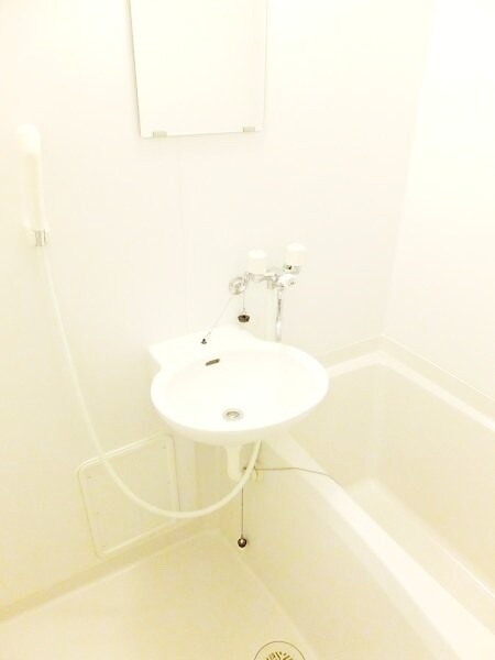 レオパレス竹山の物件内観写真