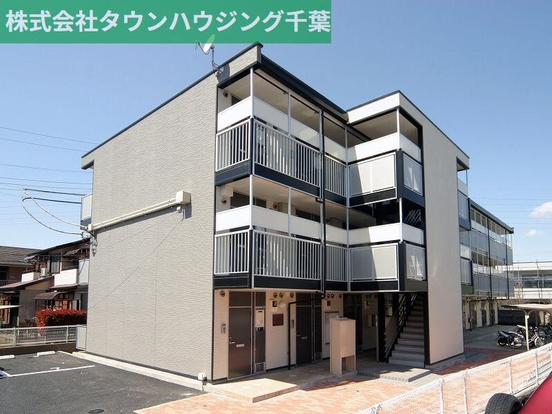 レオパレスサンクフルコートの物件外観写真