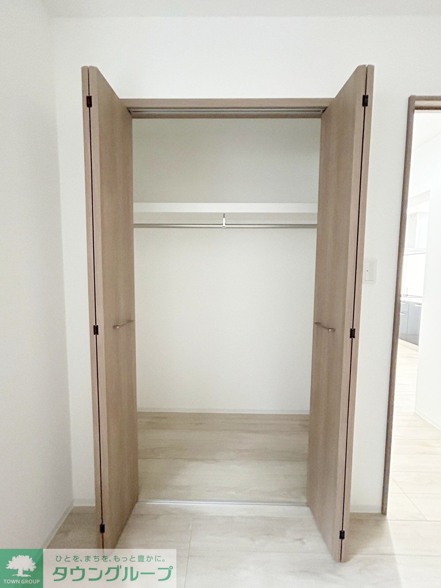 トレ・アルコバレーノ中央の物件内観写真