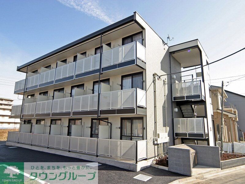 レオパレス蘇我加藤IIの物件外観写真