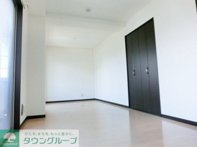 アンブラッセ新検見川の物件内観写真