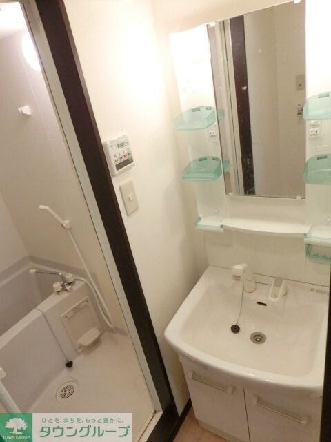 アンブラッセ新検見川の物件内観写真