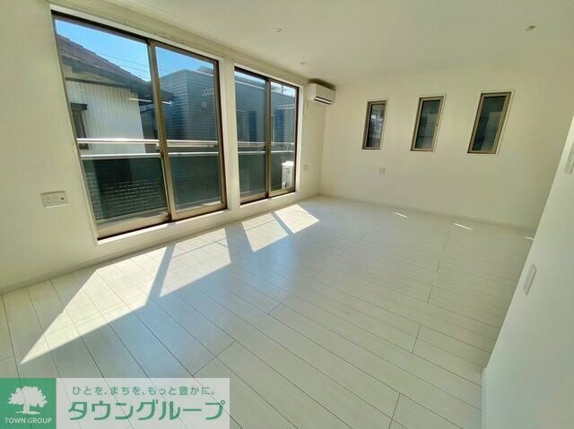 松波貸家の物件内観写真