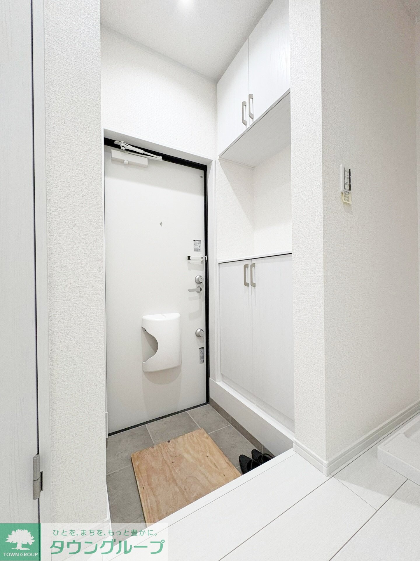 ナリトモ仁戸名Dの物件内観写真