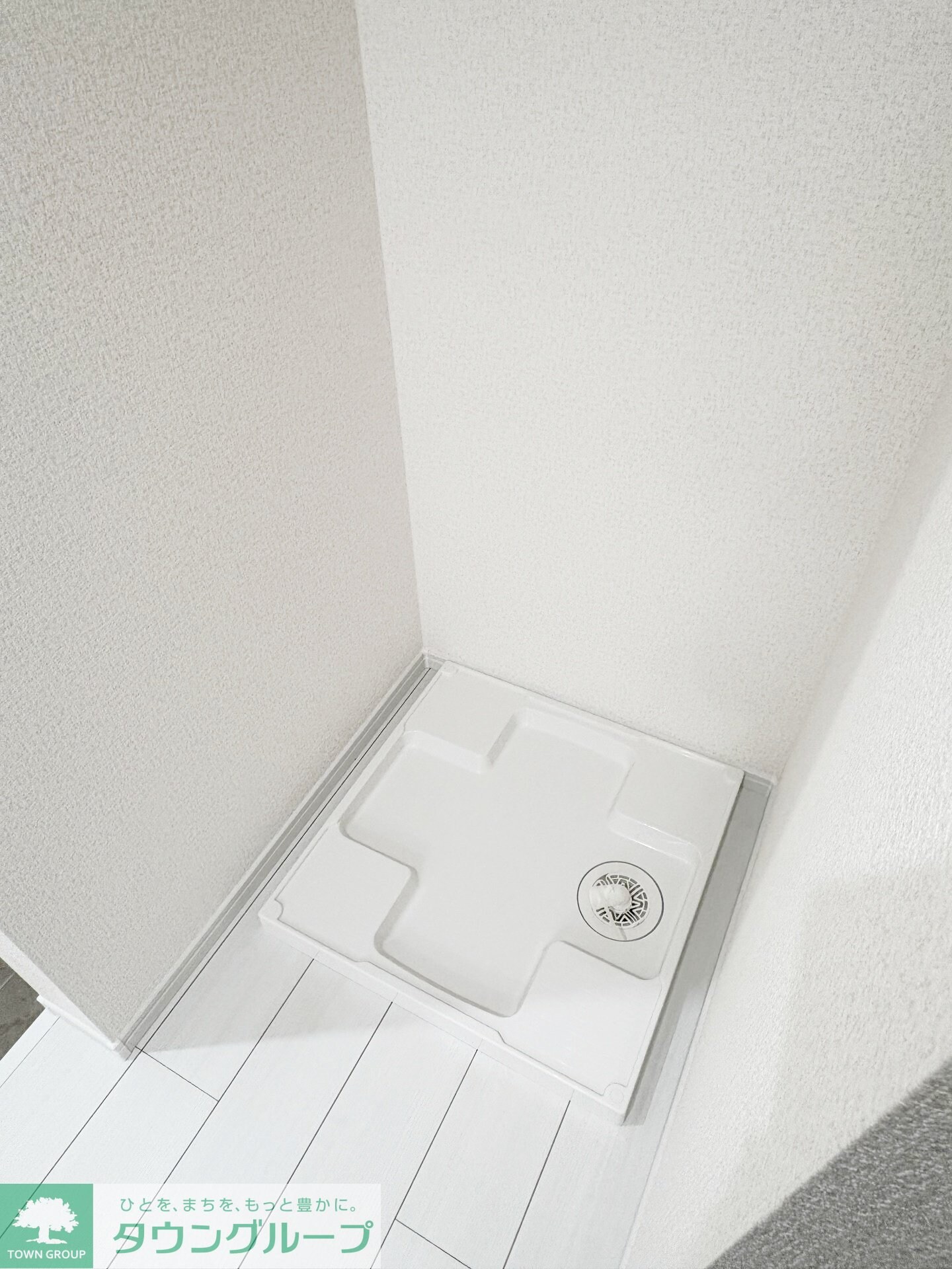 ナリトモ仁戸名Dの物件内観写真