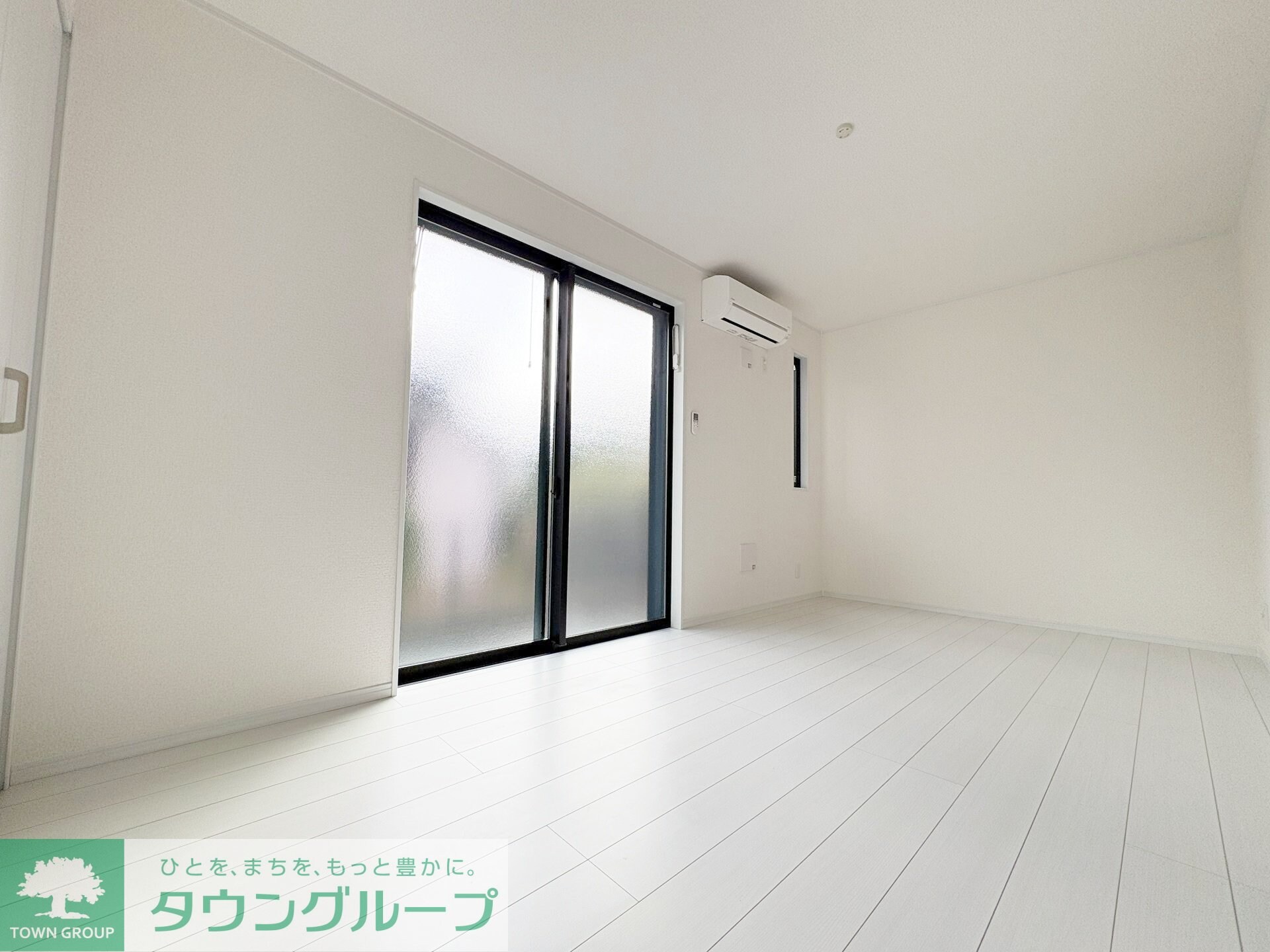 ナリトモ仁戸名Dの物件内観写真