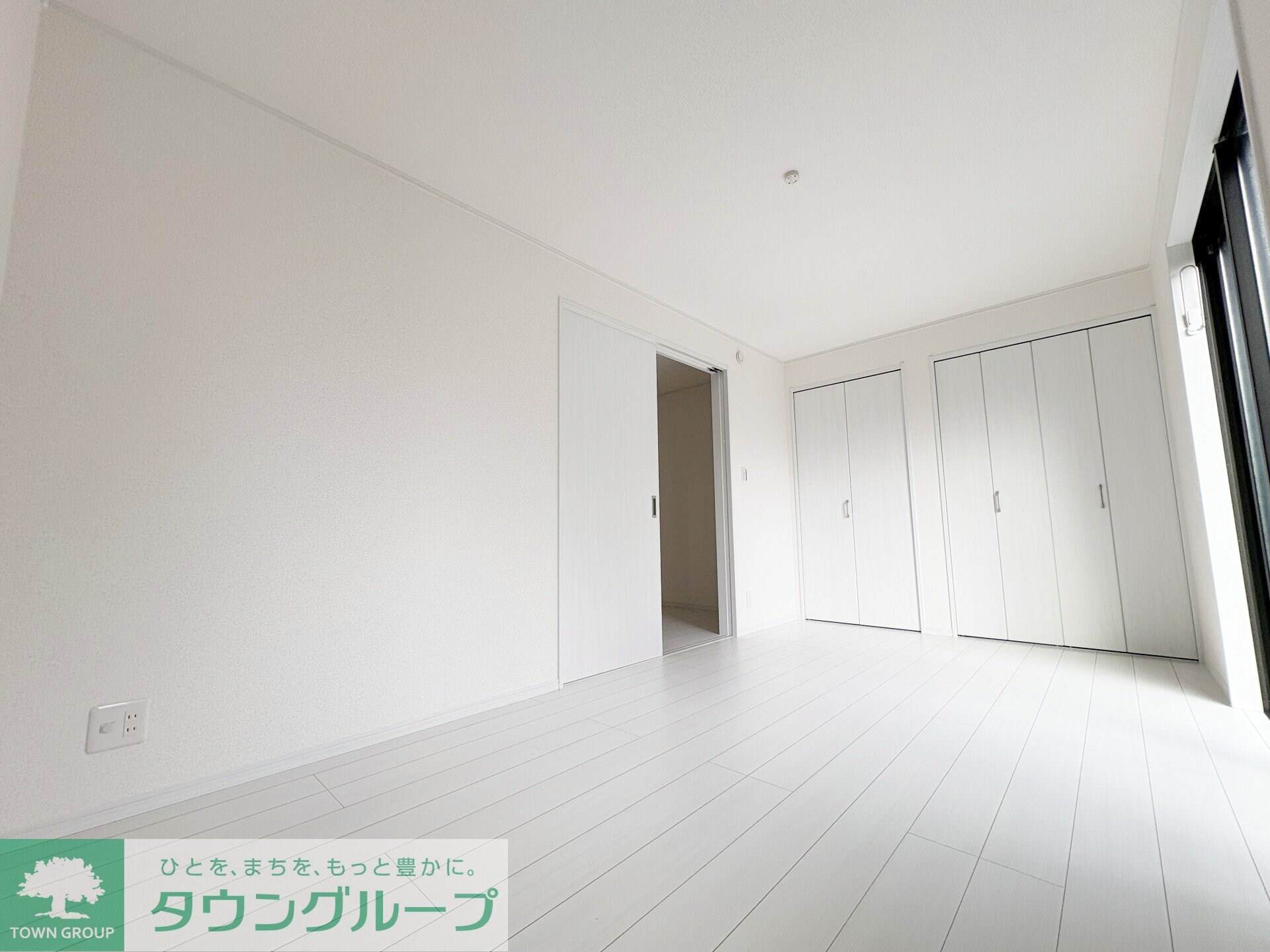 ナリトモ仁戸名Dの物件内観写真