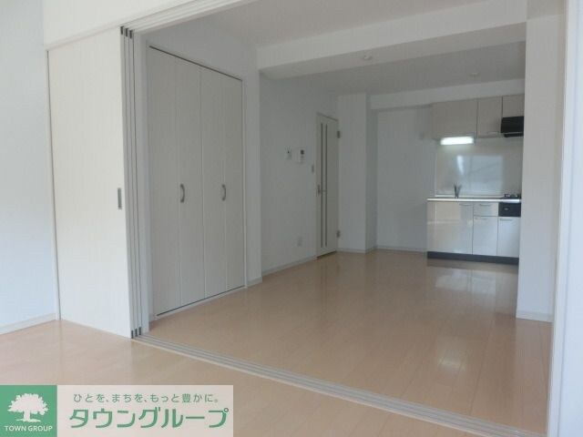 ツリーフィールド幕張の物件内観写真