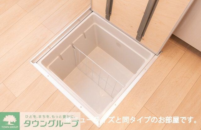 プラドールIIIの物件内観写真