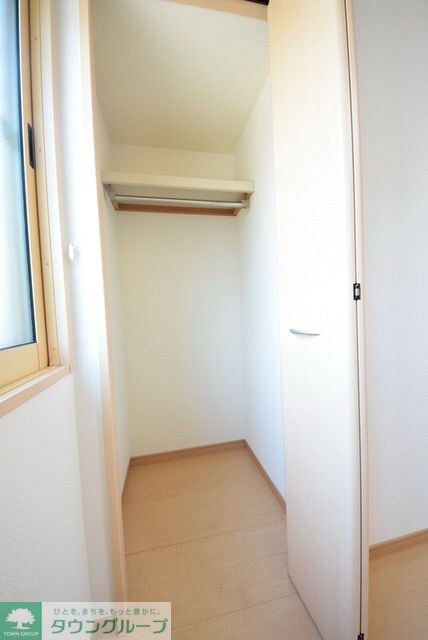 フェニックスF の物件内観写真