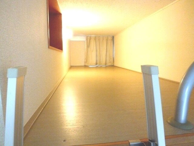 レオパレスシャンブル穴川の物件内観写真