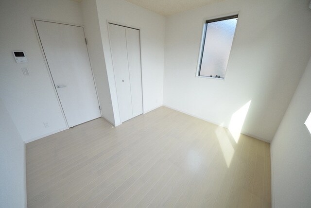 フォルビテッツァ松ヶ丘の物件内観写真