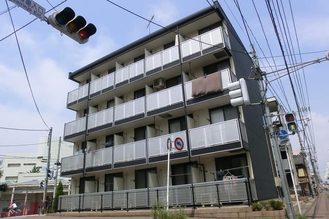 レオパレスフジニューコートの物件外観写真