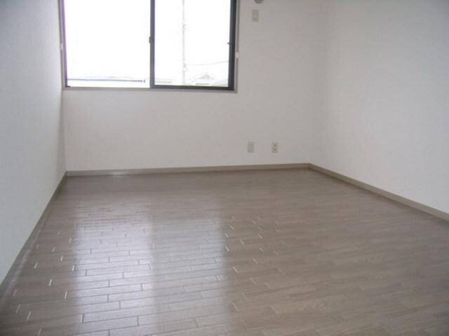 メイヒルズの物件内観写真