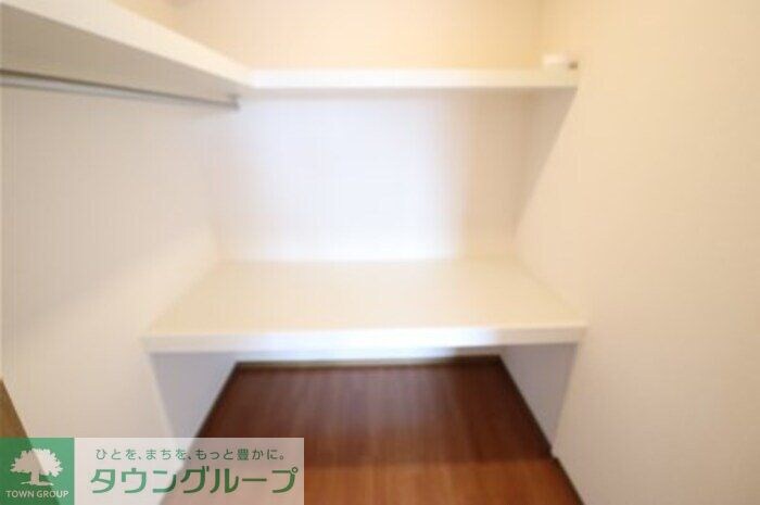 ジュネススズキの物件内観写真