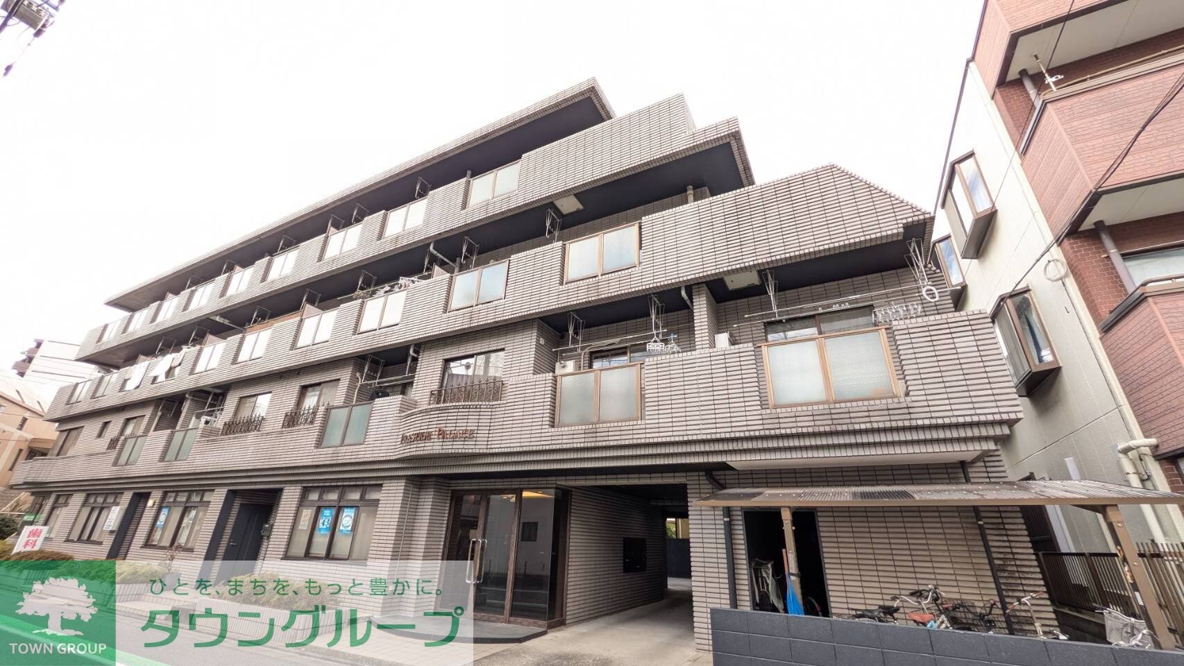 プレステージパレスの物件外観写真