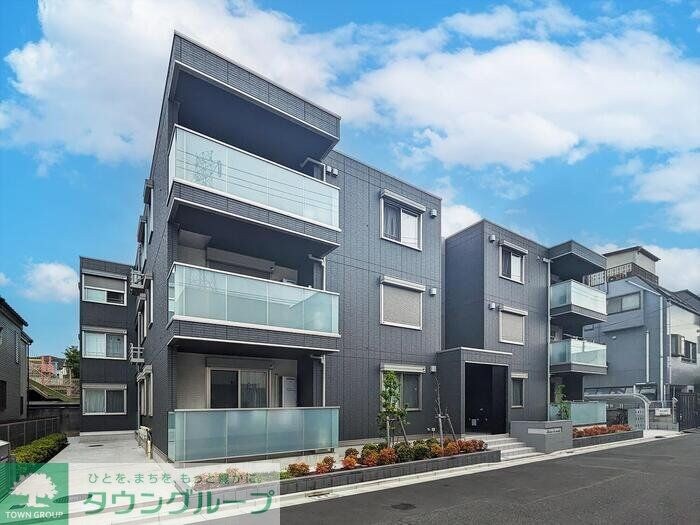 メゾン・ド・アヴニールの物件外観写真