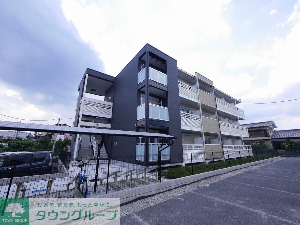 レオネクストマ メゾンの物件外観写真