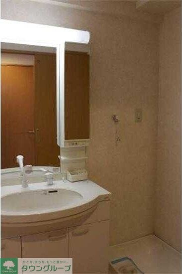 クリスタルコートの物件内観写真