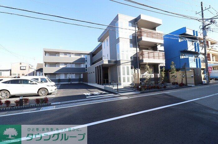 アベニールの物件外観写真