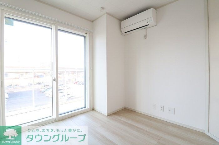 タチェット三郷中央の物件内観写真