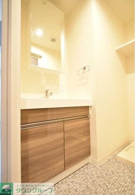 CRESCENT COURTの物件内観写真