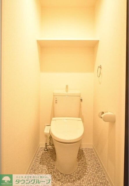 CRESCENT COURTの物件内観写真