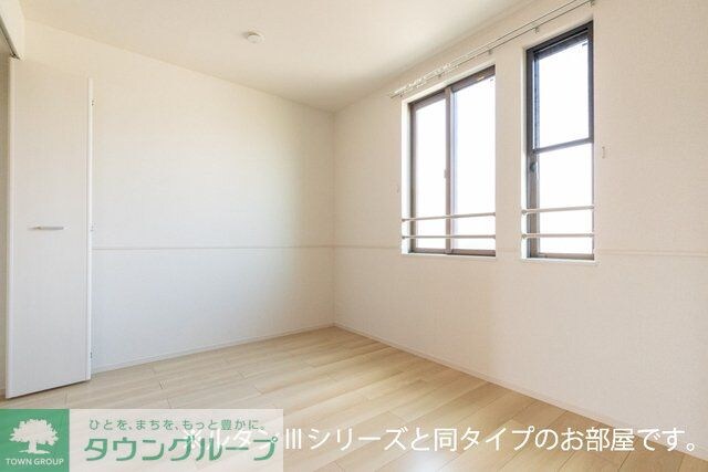 イーストフィールド IIの物件内観写真