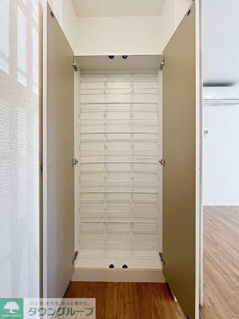 オリーブコートの物件内観写真