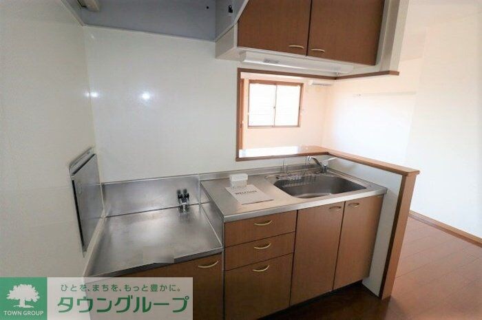 コモド八ヶ崎 Aの物件内観写真