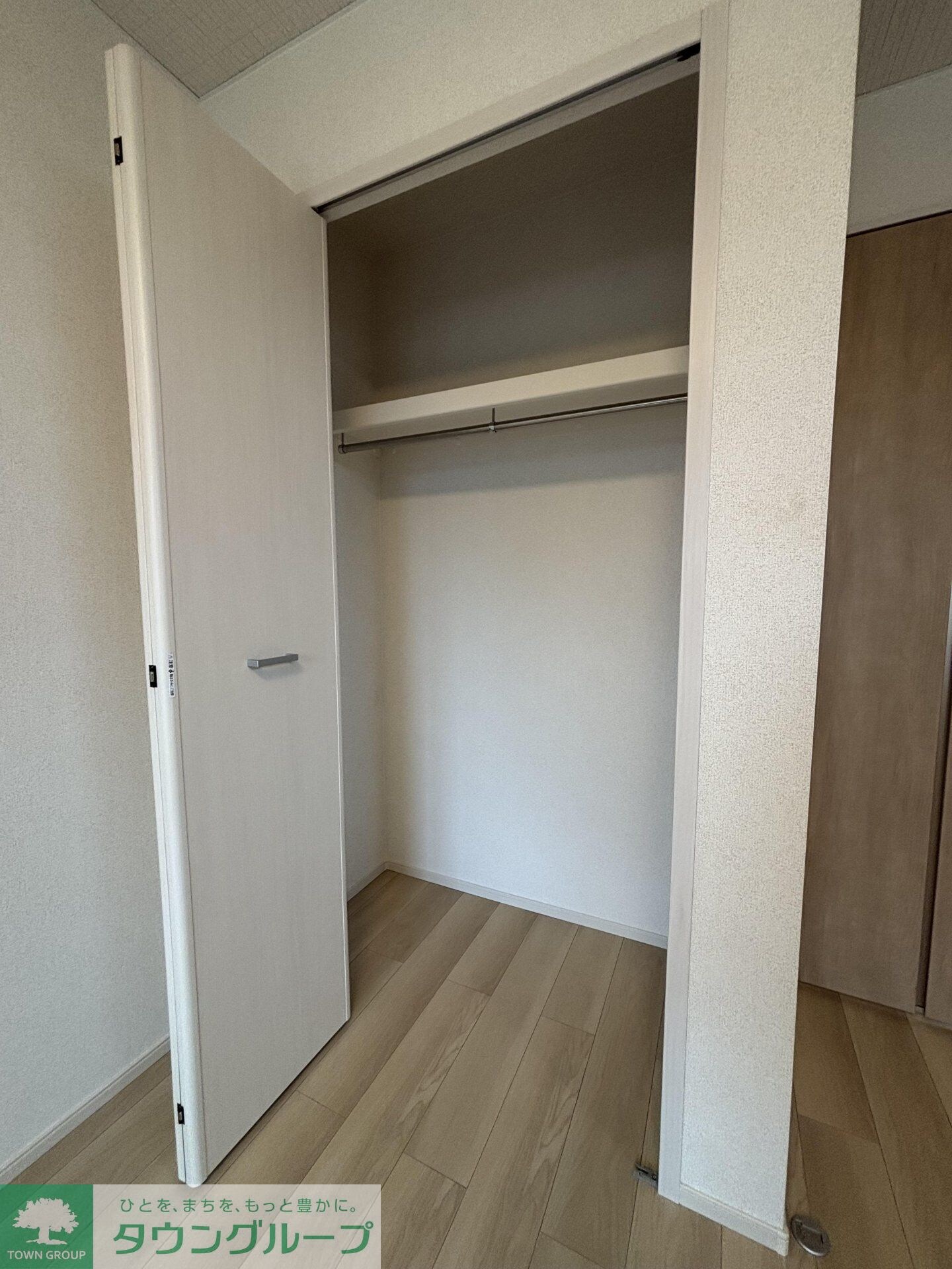 ラ・リノIの物件内観写真