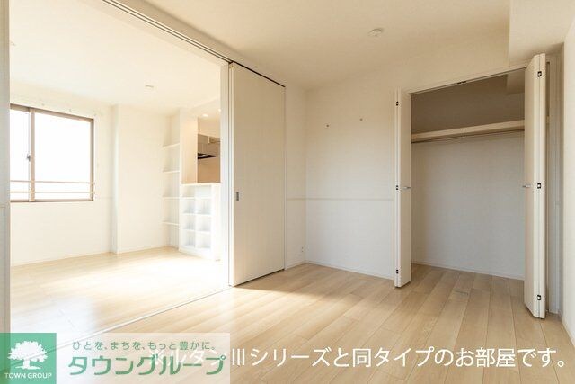 イーストフィールドIの物件内観写真