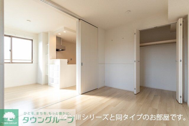 イーストフィールドIの物件内観写真