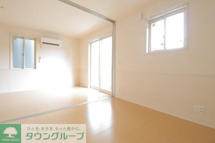 グリーンパークの物件内観写真