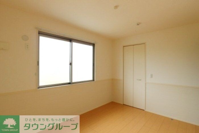 クレストパーク Eの物件内観写真