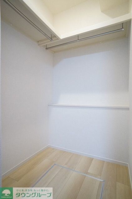 カンファーツリーハウスの物件内観写真