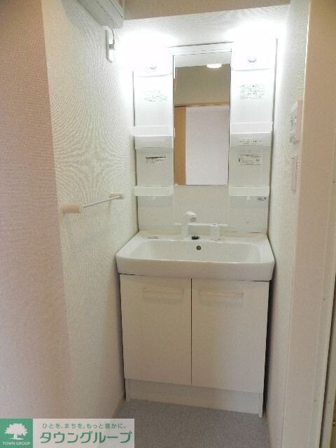 ノイクラールの物件内観写真