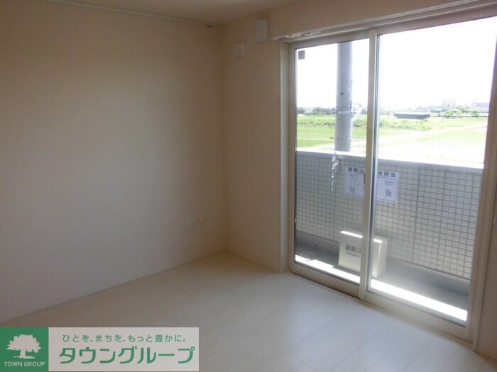 ロイジェントパークスレイクタウン III Eの物件内観写真