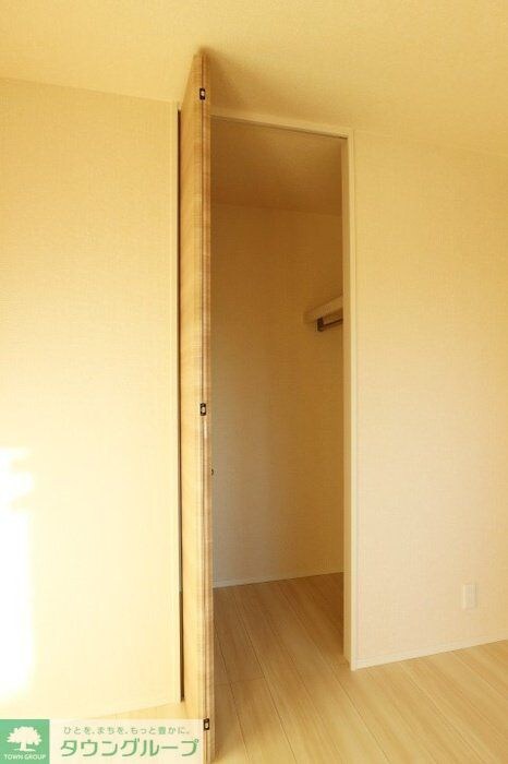 ジュモンターニュの物件内観写真