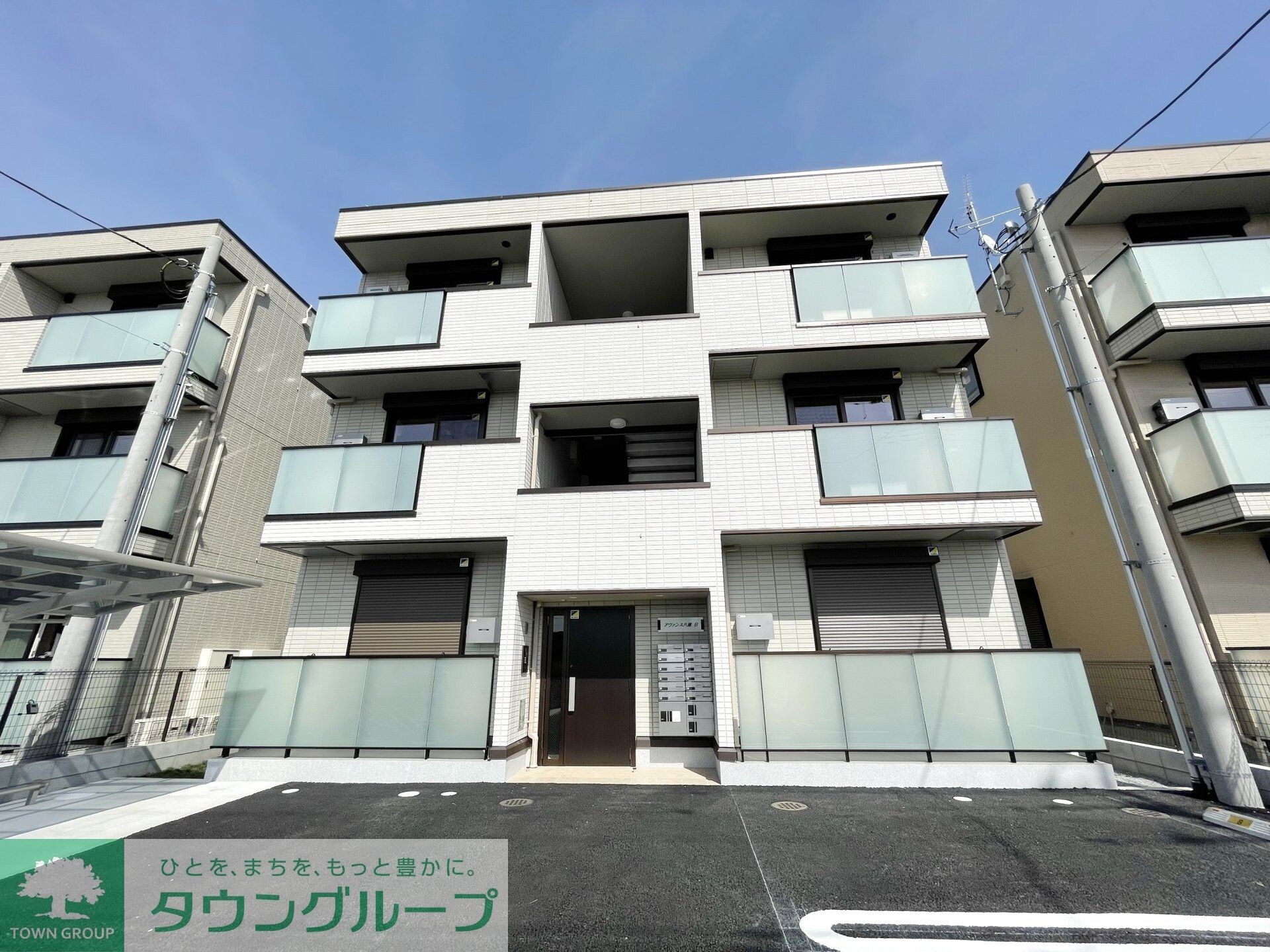 アヴァンス八潮Bの物件外観写真