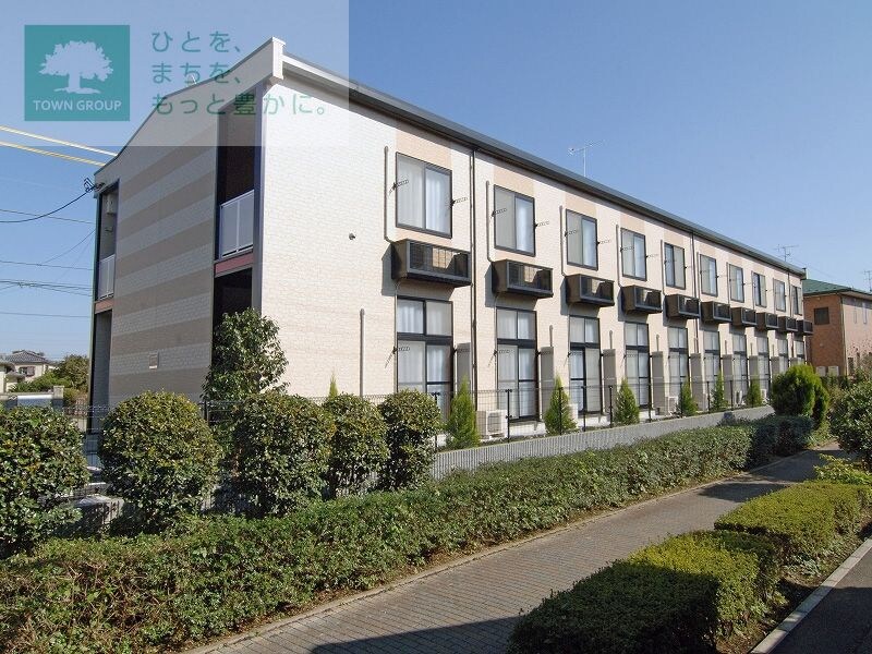 レオパレスカーサの物件外観写真