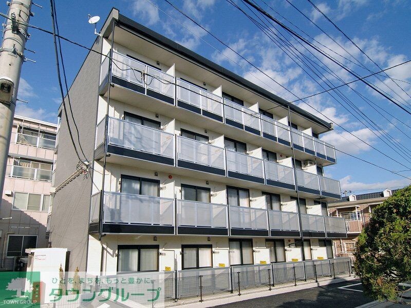 レオパレスハヅキ栄町の物件外観写真