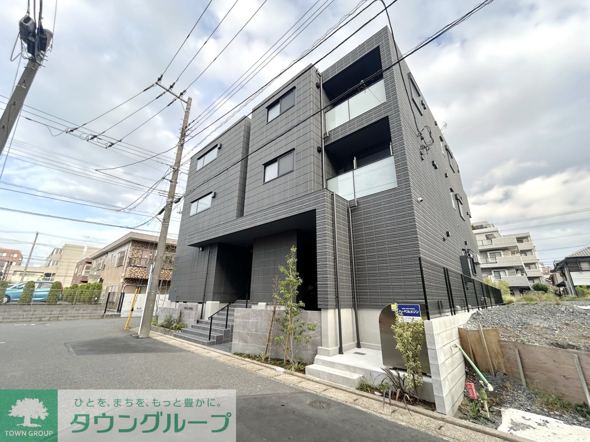 VINGT CINQの物件外観写真