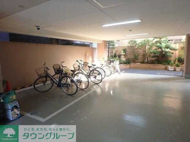 スクエア コートの物件内観写真